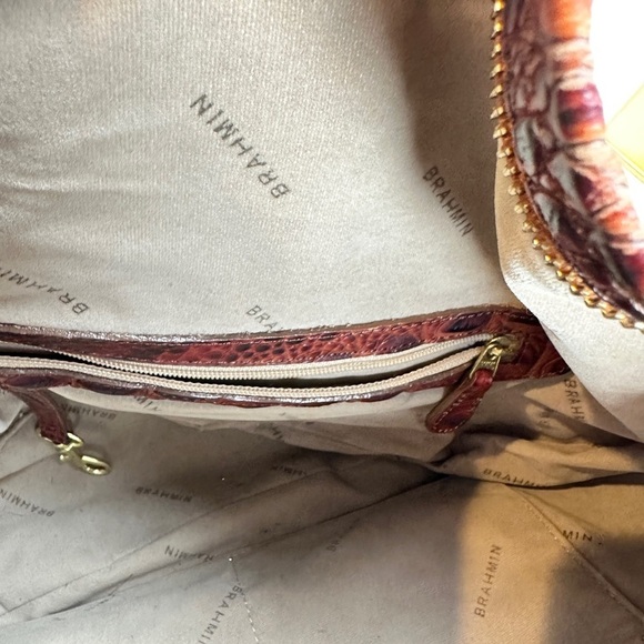 Brahmin Authentic Croc Lauren Pecan Leather Shoulder Bag w/Tassel/Hand Tag - Picture 3 of 13